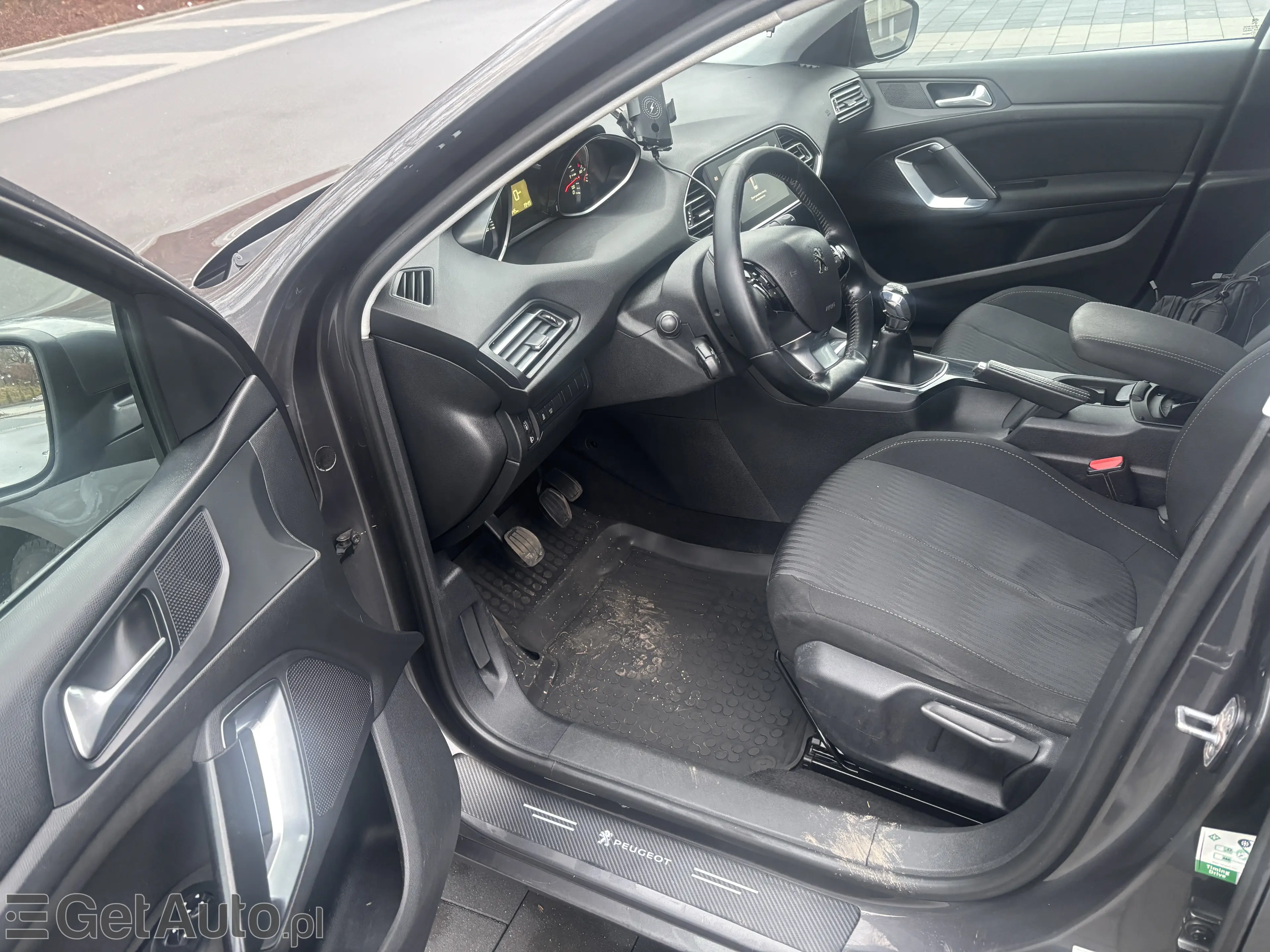 PEUGEOT 308 Allure S&S BlueHDi