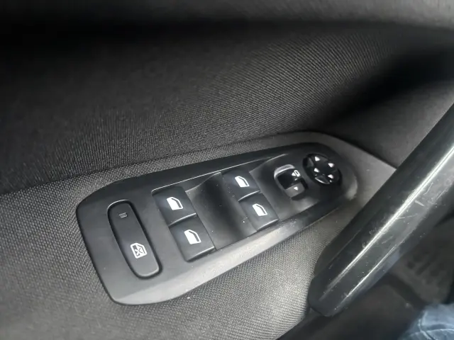 PEUGEOT 308 Allure S&S BlueHDi