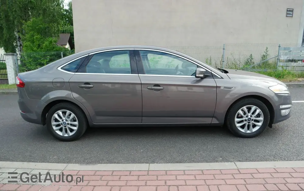 FORD Mondeo 1.6 T Titanium