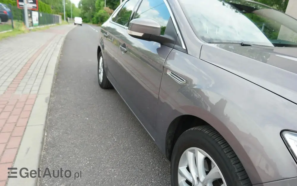 FORD Mondeo 1.6 T Titanium
