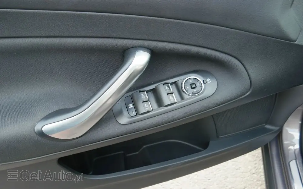 FORD Mondeo 1.6 T Titanium