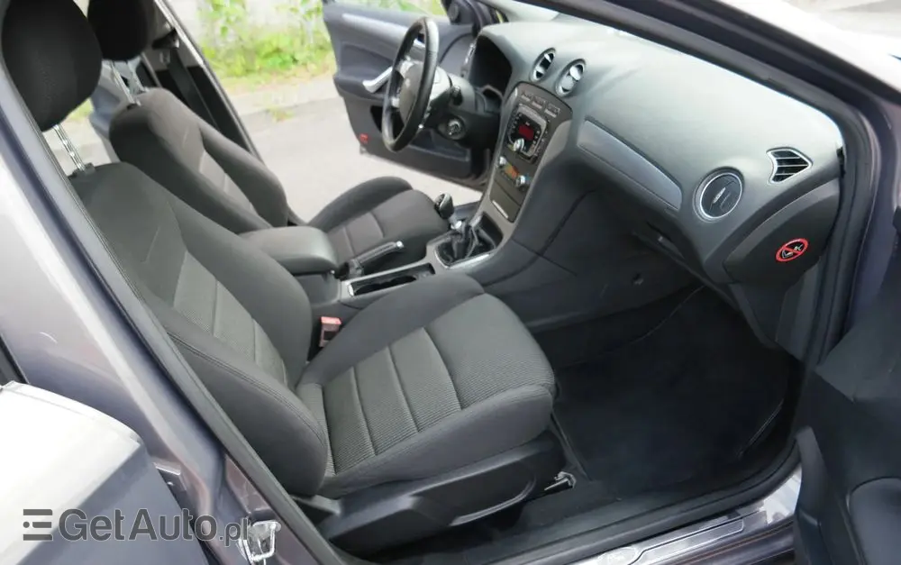 FORD Mondeo 1.6 T Titanium