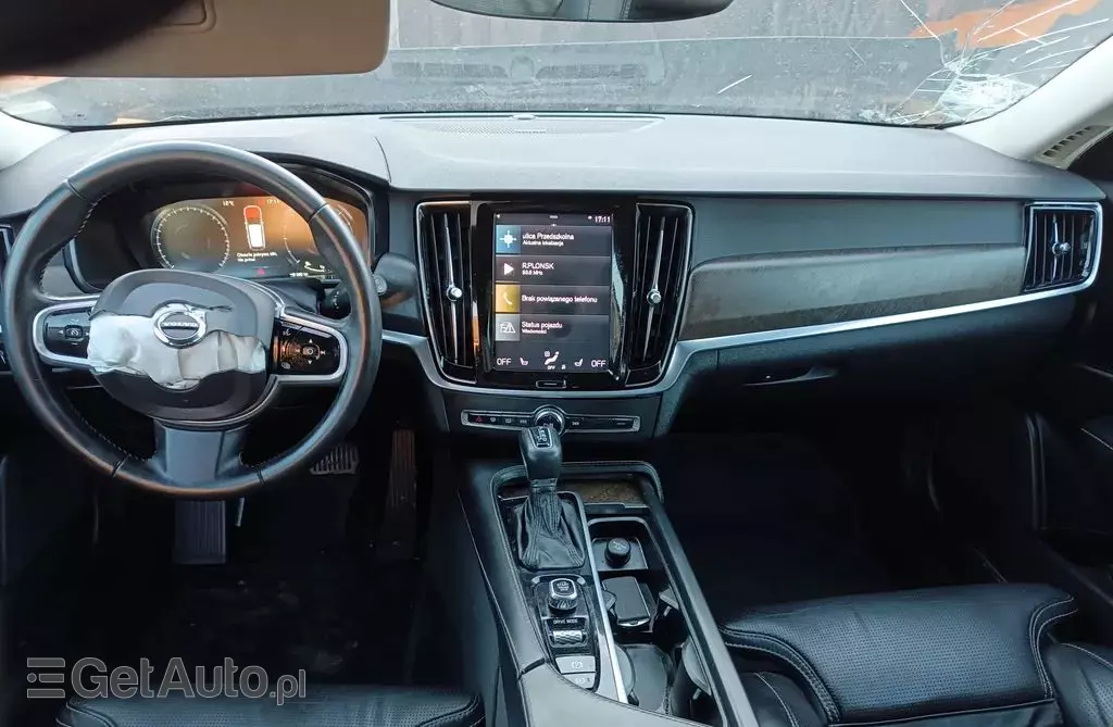 VOLVO V90 Cross Country 