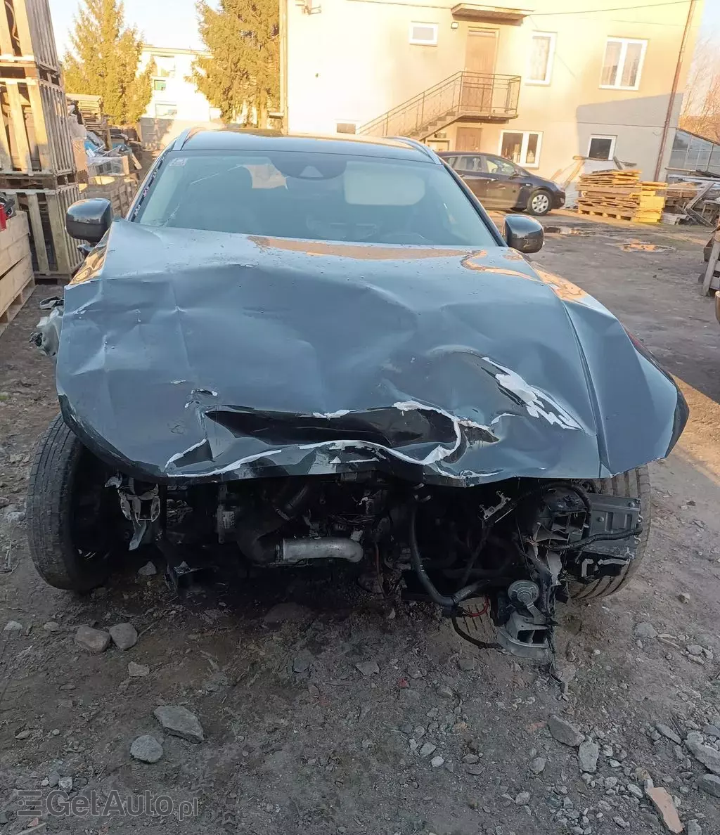 VOLVO V90 Cross Country 