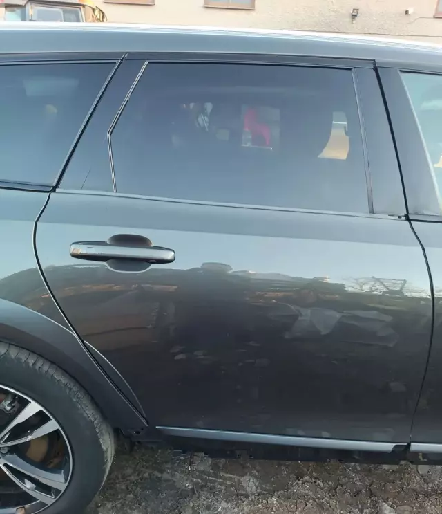 VOLVO V90 Cross Country 