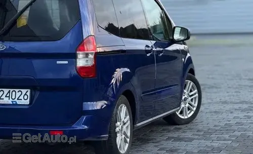 FORD Tourneo Courier 