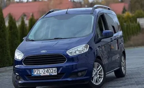 FORD Tourneo Courier 