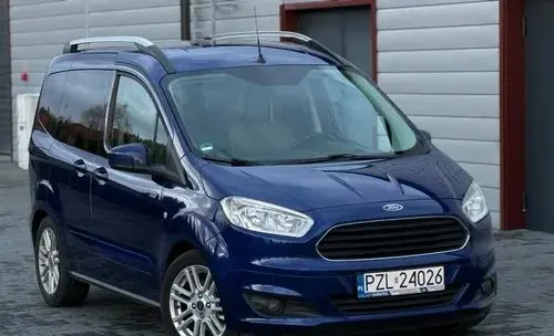 FORD Tourneo Courier 