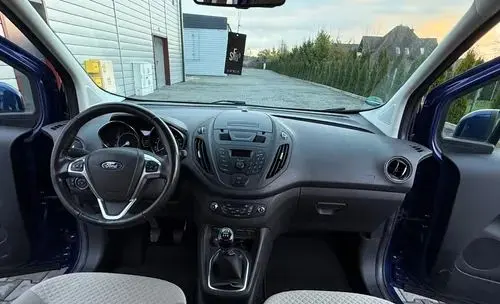 FORD Tourneo Courier 