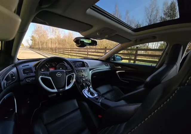 OPEL Insignia 2.8 V6 Turbo 4x4 Automatik OPC