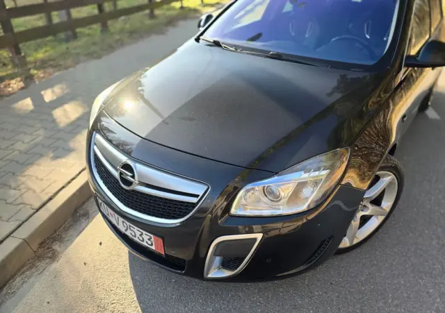 OPEL Insignia 2.8 V6 Turbo 4x4 Automatik OPC