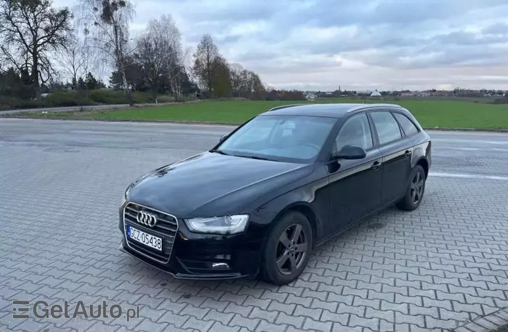 AUDI A4 