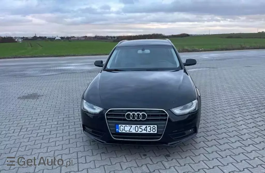 AUDI A4 