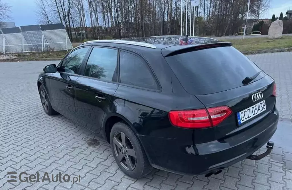AUDI A4 