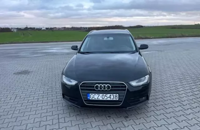 AUDI A4 