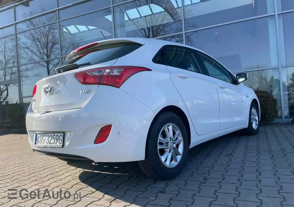 HYUNDAI I30 1.4 Fifa World Cup Edition