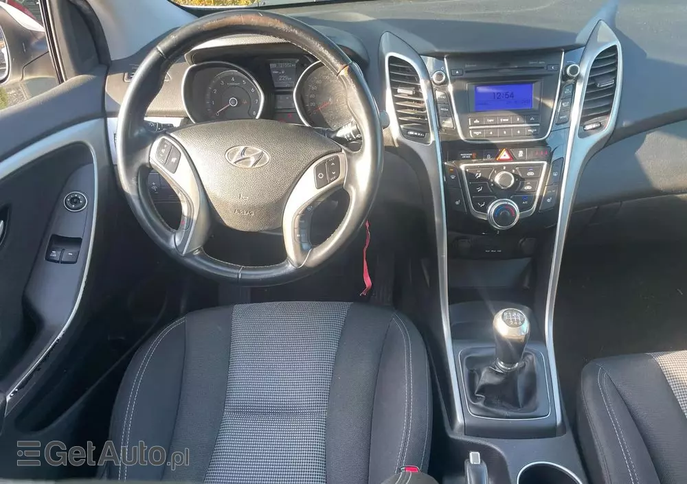 HYUNDAI I30 1.4 Fifa World Cup Edition