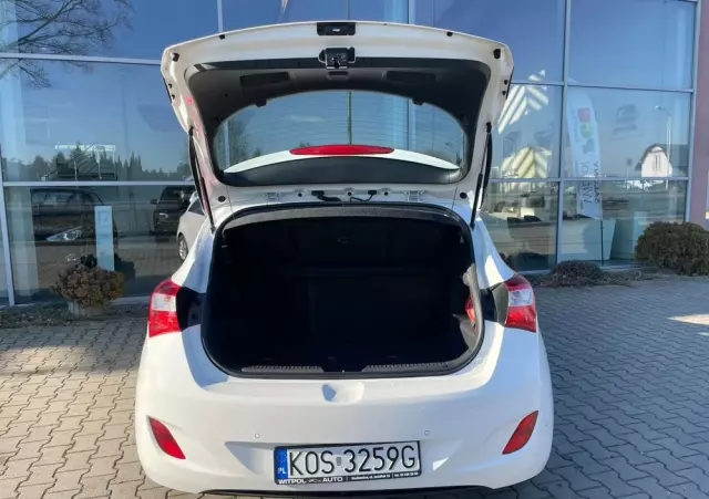 HYUNDAI I30 1.4 Fifa World Cup Edition