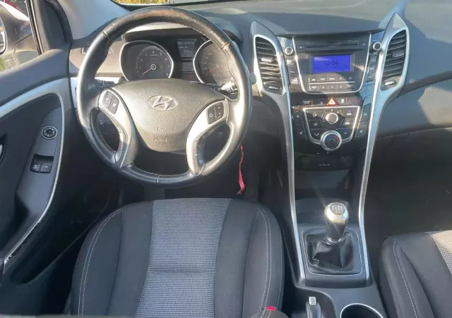 HYUNDAI I30 1.4 Fifa World Cup Edition