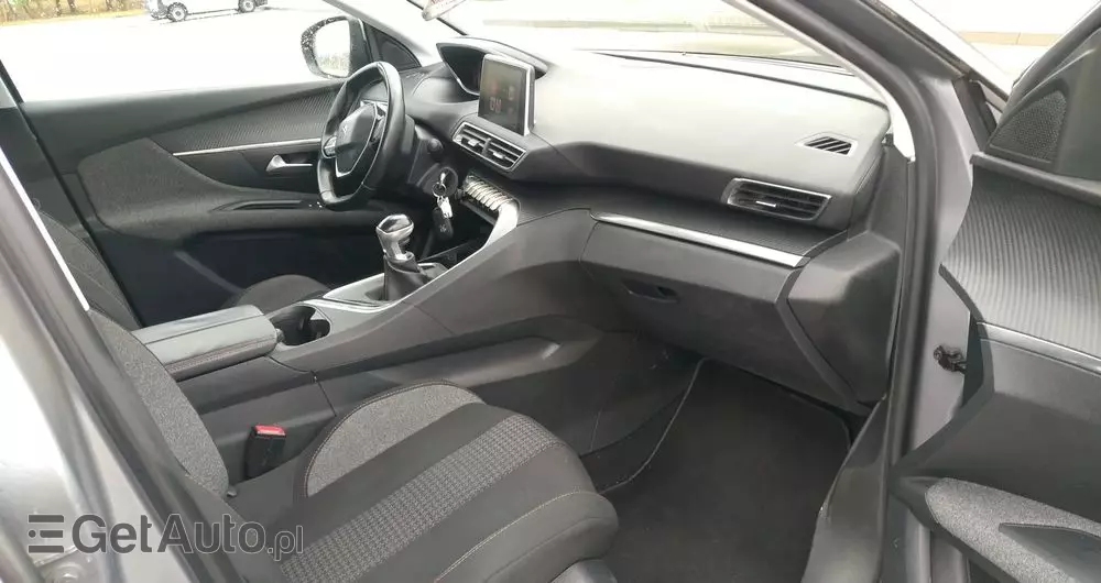 PEUGEOT 3008 1.6 BlueHDi Style S&S