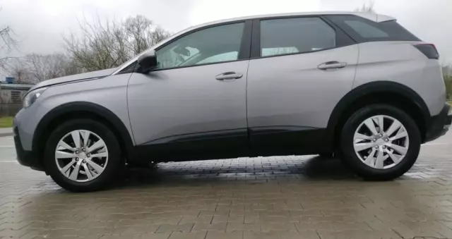 PEUGEOT 3008 1.6 BlueHDi Style S&S