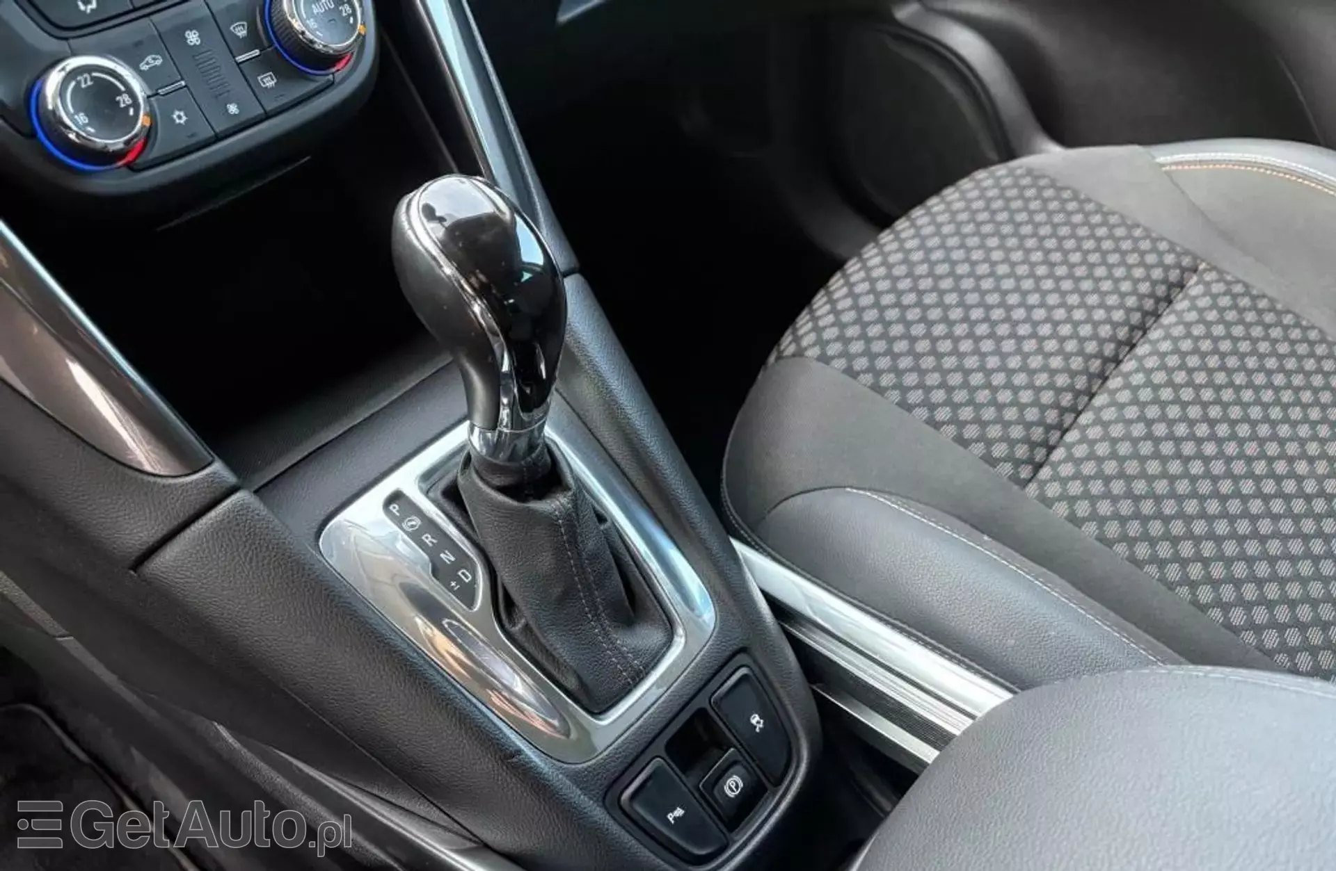 OPEL Zafira 1.4 (140 KM) Turbo Automatic