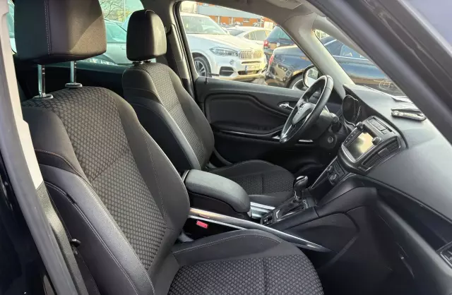 OPEL Zafira 1.4 (140 KM) Turbo Automatic