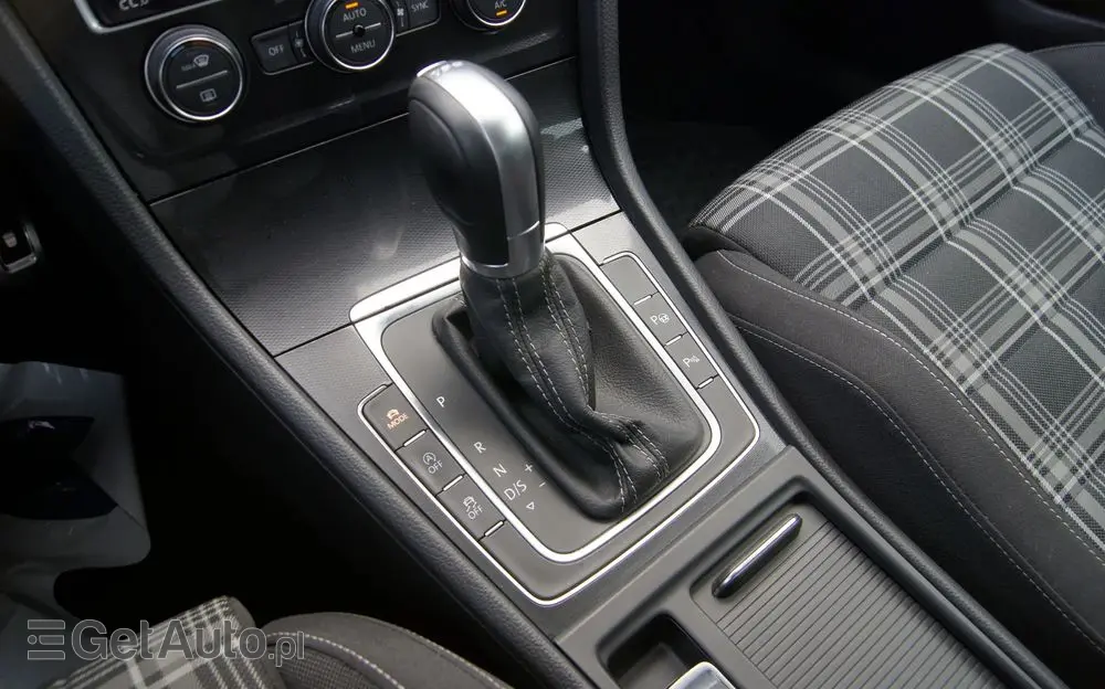 VOLKSWAGEN Golf Variant GTD (BlueMotion Technology) DSG