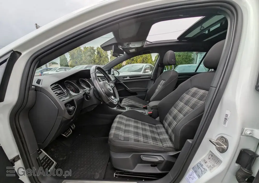 VOLKSWAGEN Golf Variant GTD (BlueMotion Technology) DSG