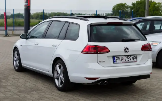 VOLKSWAGEN Golf Variant GTD (BlueMotion Technology) DSG