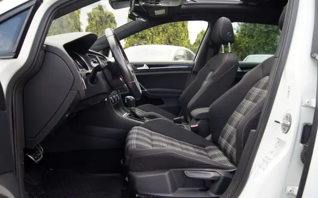 VOLKSWAGEN Golf Variant GTD (BlueMotion Technology) DSG