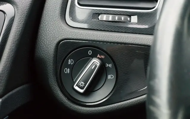 VOLKSWAGEN Golf Variant GTD (BlueMotion Technology) DSG