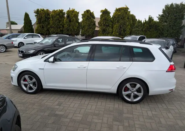 VOLKSWAGEN Golf Variant GTD (BlueMotion Technology) DSG