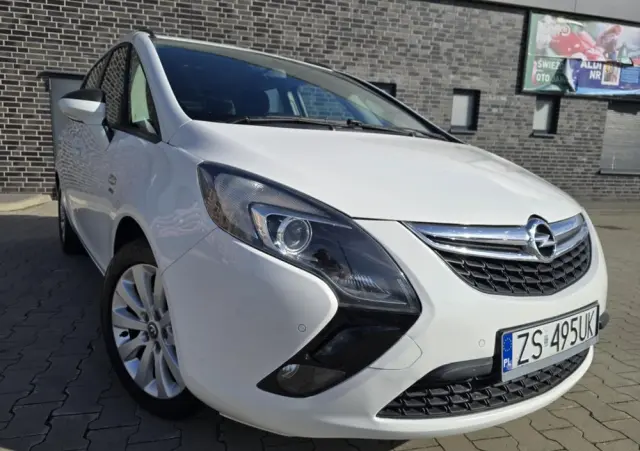 OPEL Zafira 2.0 CDTI Cosmo