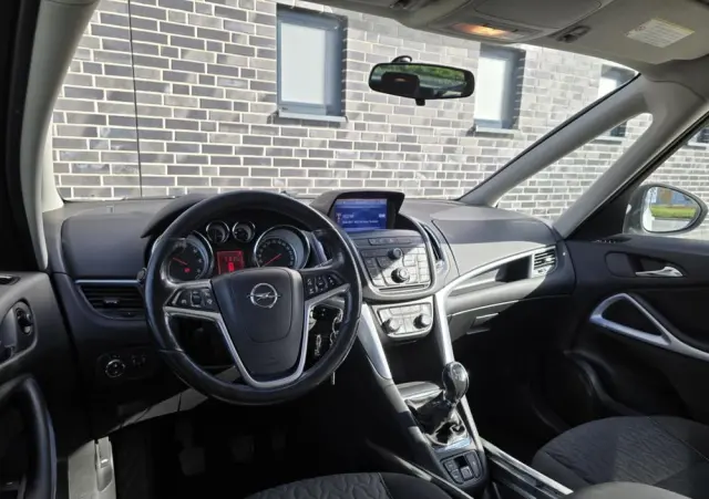OPEL Zafira 2.0 CDTI Cosmo