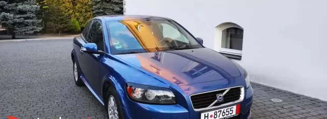 VOLVO C30 
