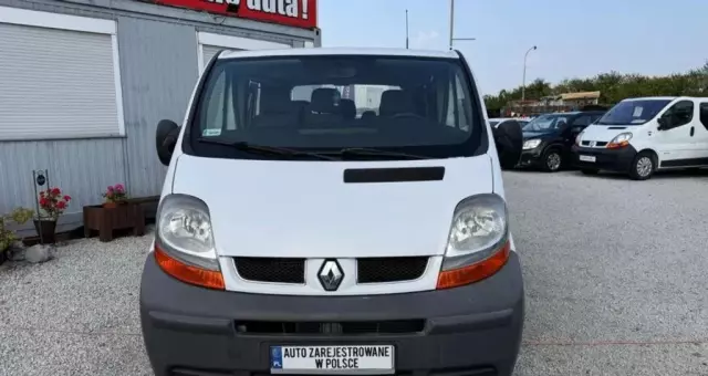 RENAULT Trafic 