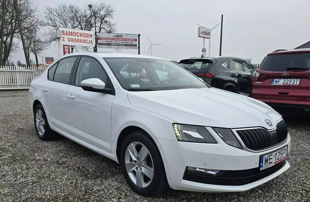 SKODA Octavia 