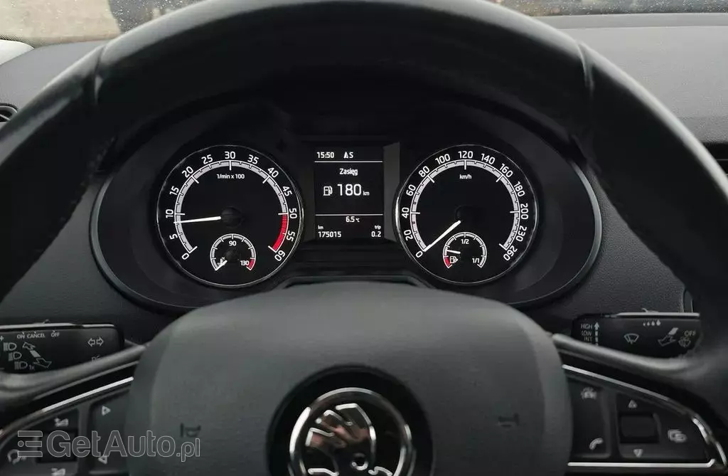 SKODA Octavia 