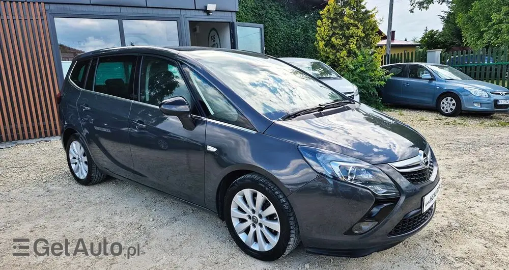 OPEL Zafira 1.4 T Cosmo EU6