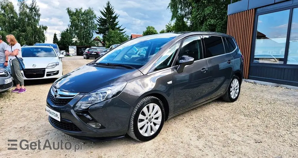 OPEL Zafira 1.4 T Cosmo EU6