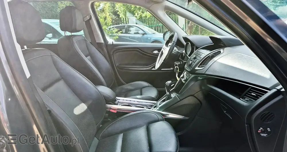 OPEL Zafira 1.4 T Cosmo EU6