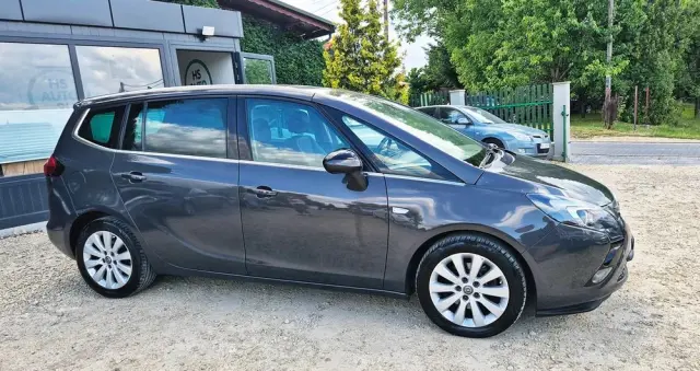 OPEL Zafira 1.4 T Cosmo EU6