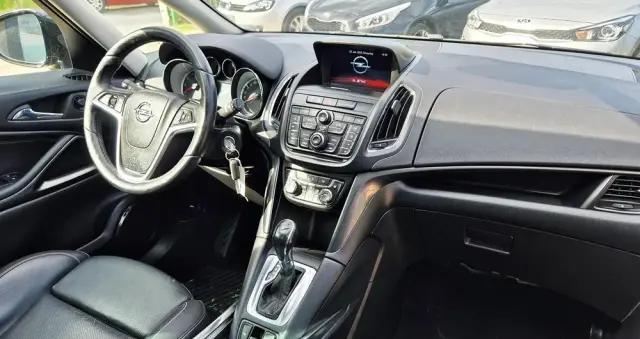 OPEL Zafira 1.4 T Cosmo EU6