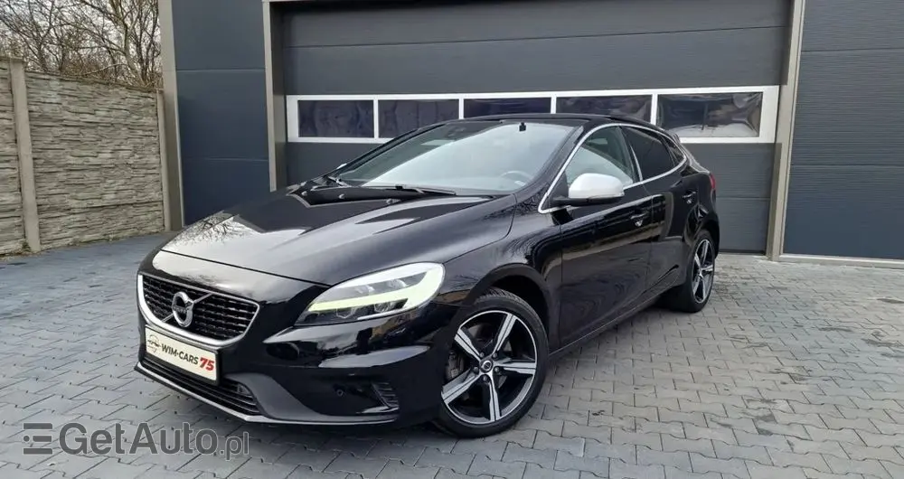 VOLVO V40 T3 Geartronic RDesign