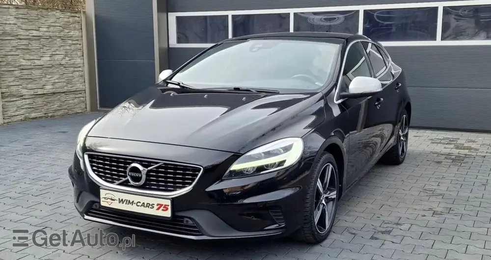 VOLVO V40 T3 Geartronic RDesign