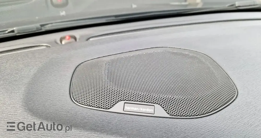 VOLVO V40 T3 Geartronic RDesign