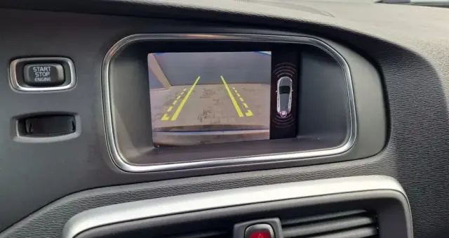 VOLVO V40 T3 Geartronic RDesign