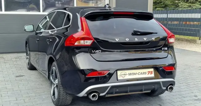 VOLVO V40 T3 Geartronic RDesign