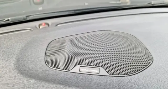 VOLVO V40 T3 Geartronic RDesign